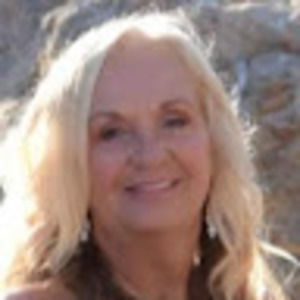 Meet your Posher, Lyndi